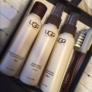 UGG Sheepskin care kit
